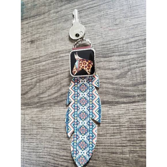 Feather concho purse charm, saddle charm, saddle feather, mule lover keychain - Picture 4 of 6